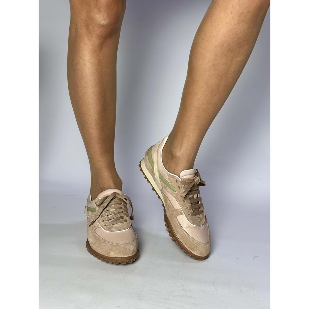 Nude Komb Komb Şeritli Retro Spor Ayakkabı