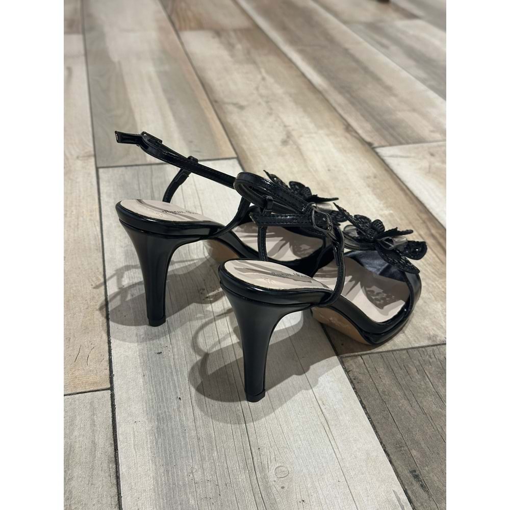 Siyah Taşlı Kelebek Detaylı Slingback Abiye Ayakkabı