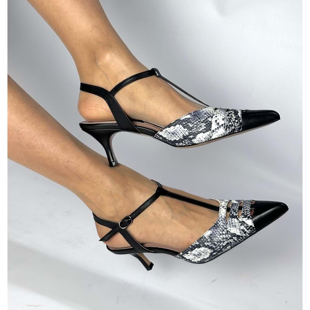 Siyah Komb Komb Desenli T-Bantlı Slingback Ayakkabı